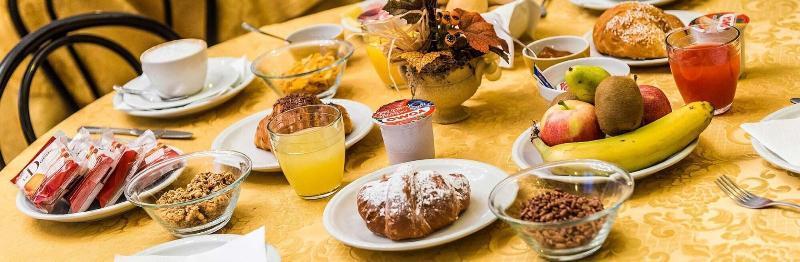 Hotel Don Abbondio Lecco Ngoại thất bức ảnh