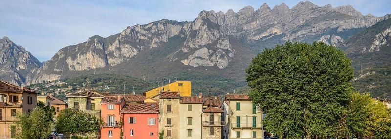 Hotel Don Abbondio Lecco Ngoại thất bức ảnh