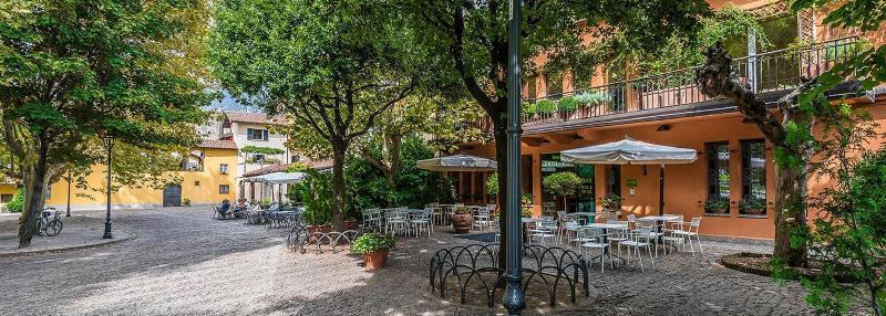 Hotel Don Abbondio Lecco Ngoại thất bức ảnh