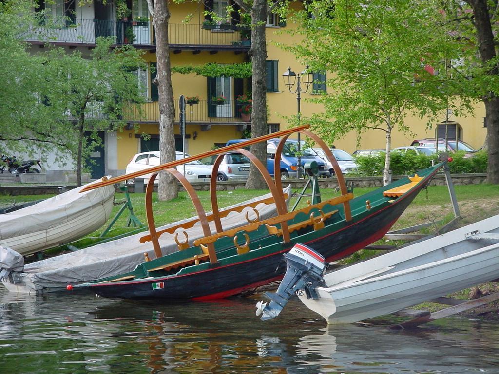 Hotel Don Abbondio Lecco Ngoại thất bức ảnh